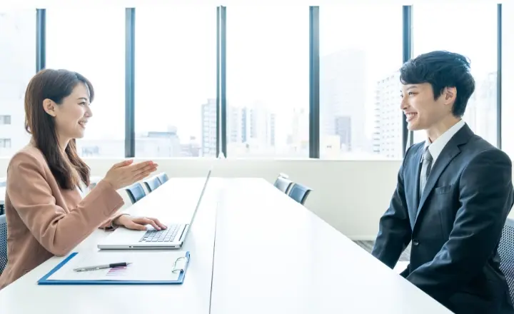 キャリアアドバイザーと面談～求人を探す