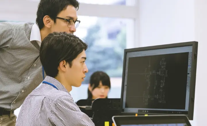 内定・入社～業務開始